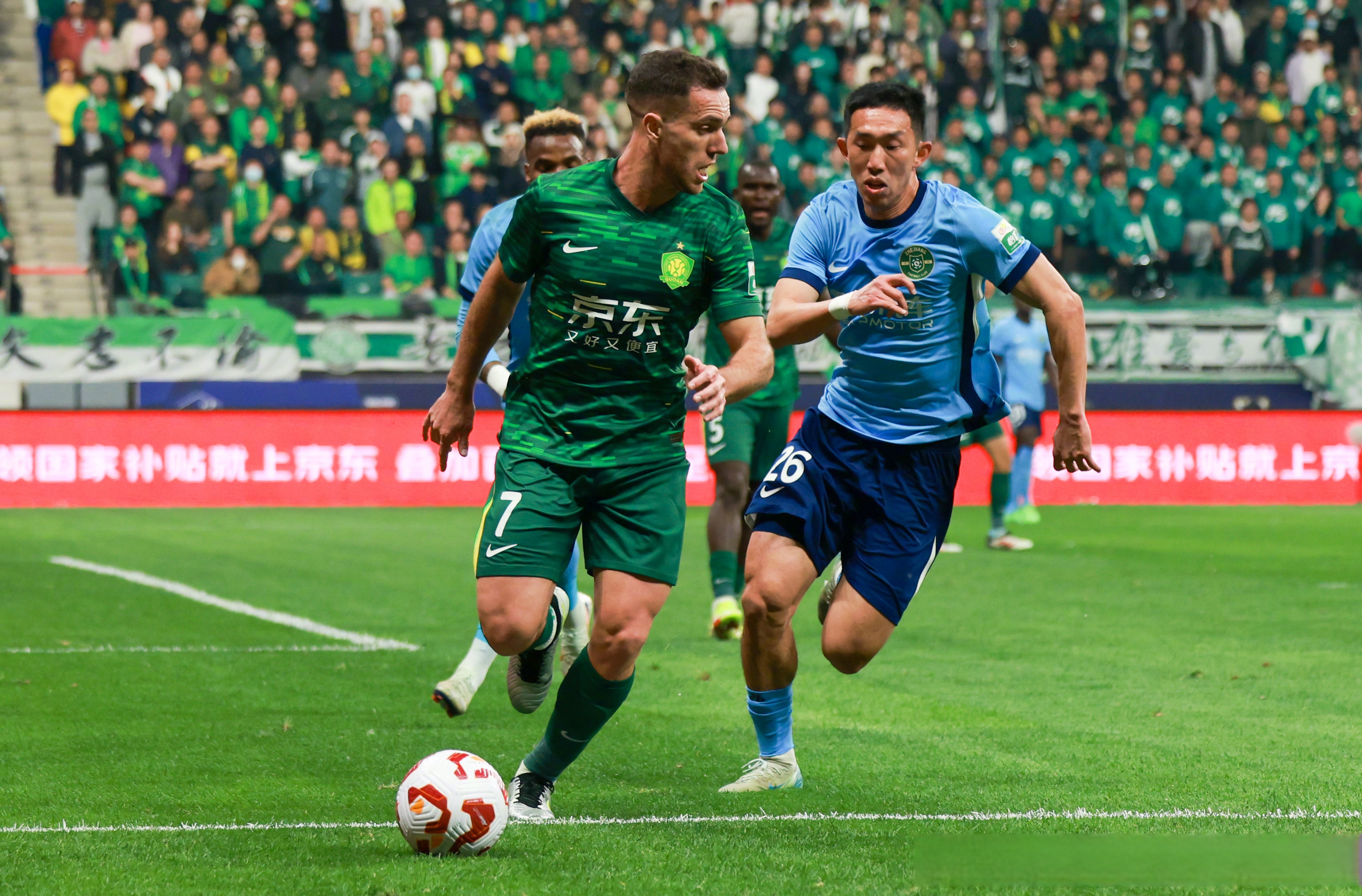 包含北京常规赛进入激烈阶段，竞争日益激烈的词条